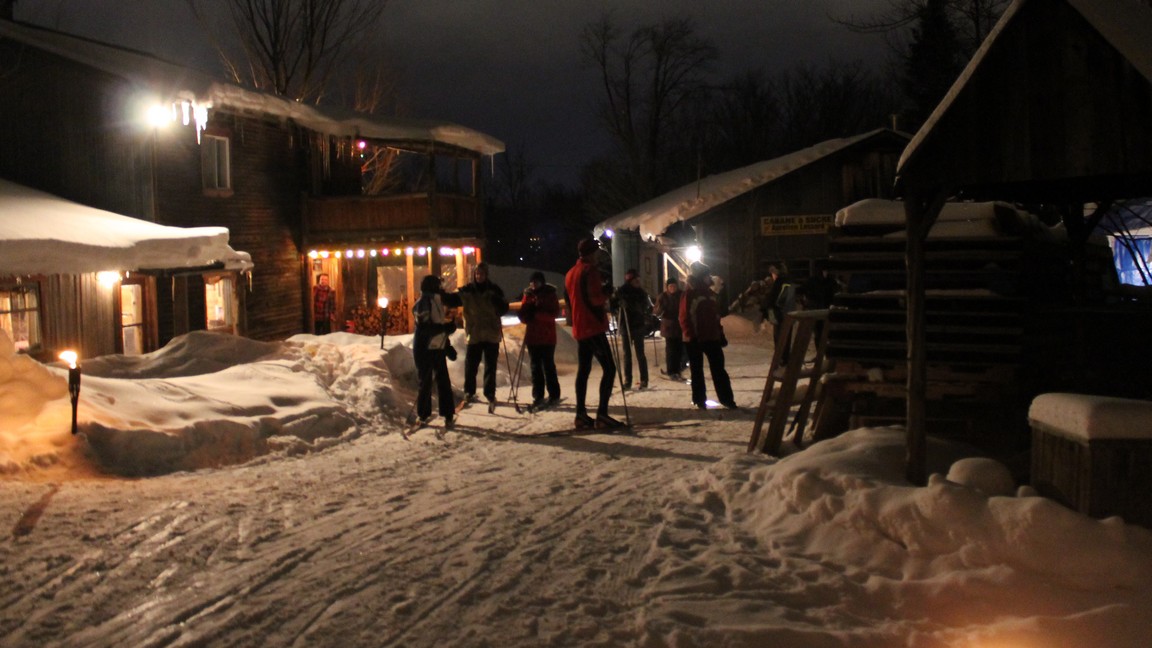 Ski de fond au flambeau à la cabane à sucre Aurélien Lessard