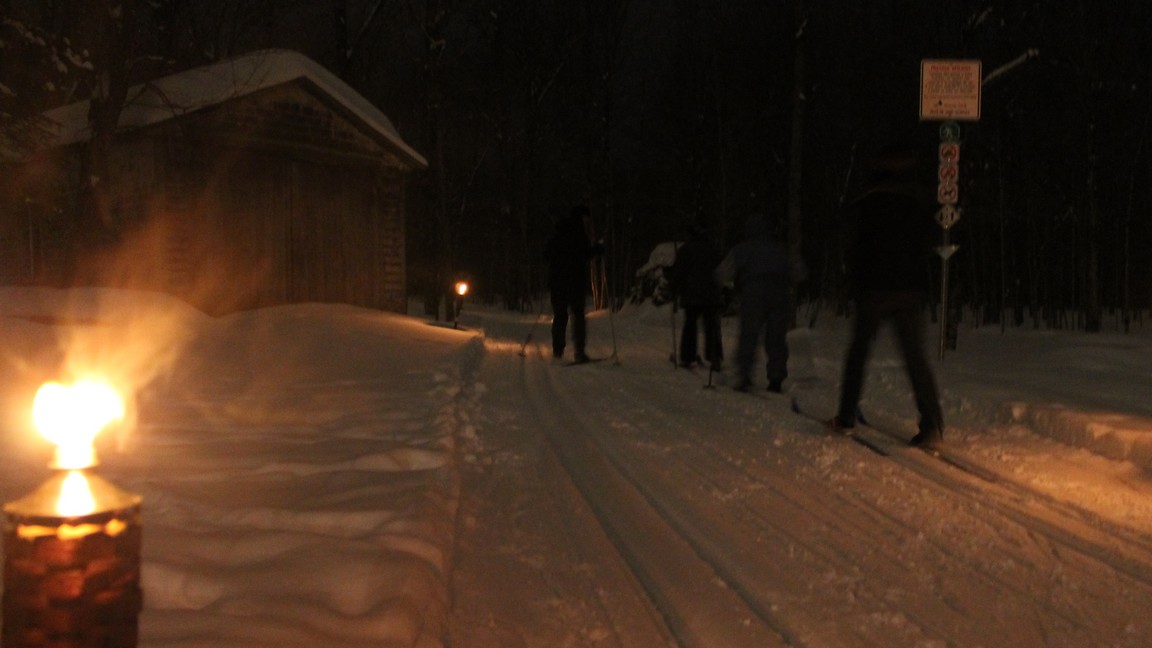 Ski de fond au flambeau à la cabane à sucre Aurélien Lessard