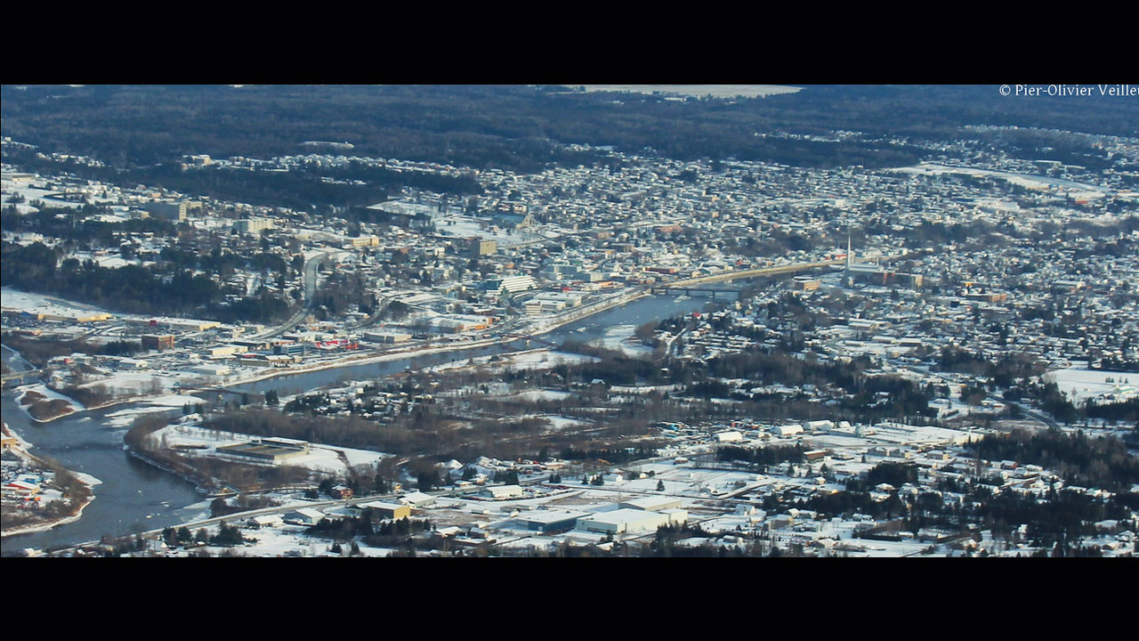 Depuis la fin de l’année 2011, Pier-Olivier Veilleux a croqué différents clichés de la Beauce alors qu’il était à bord d’un avion.