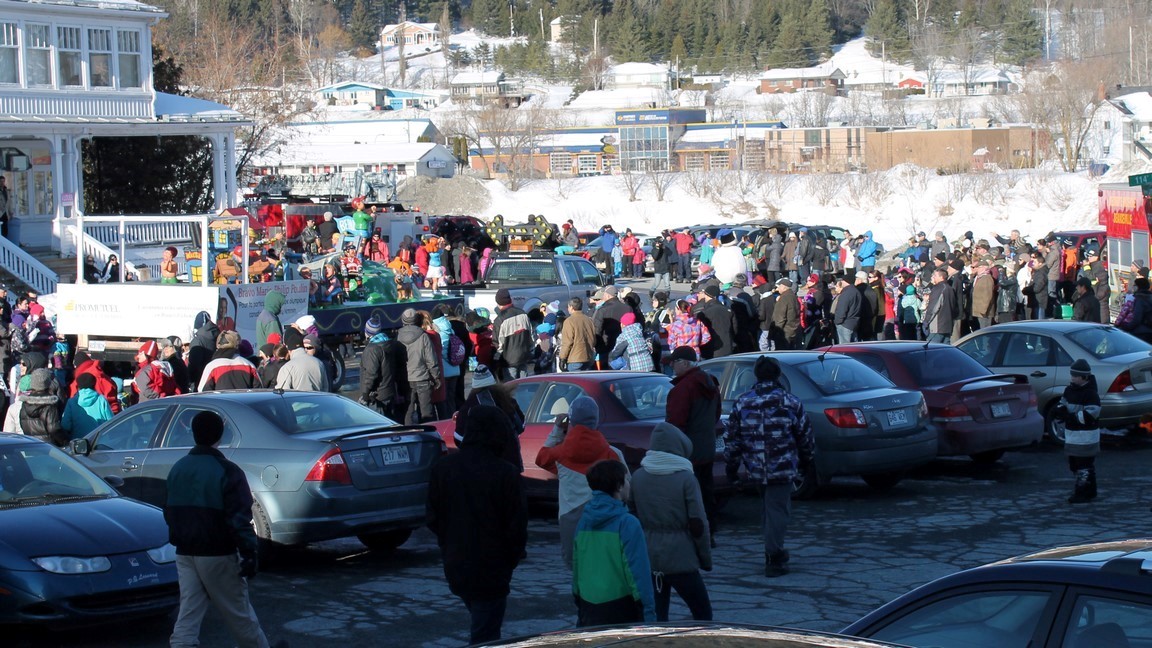 Un défilé à Beauceville à l’occasion du Festival d’Hiver