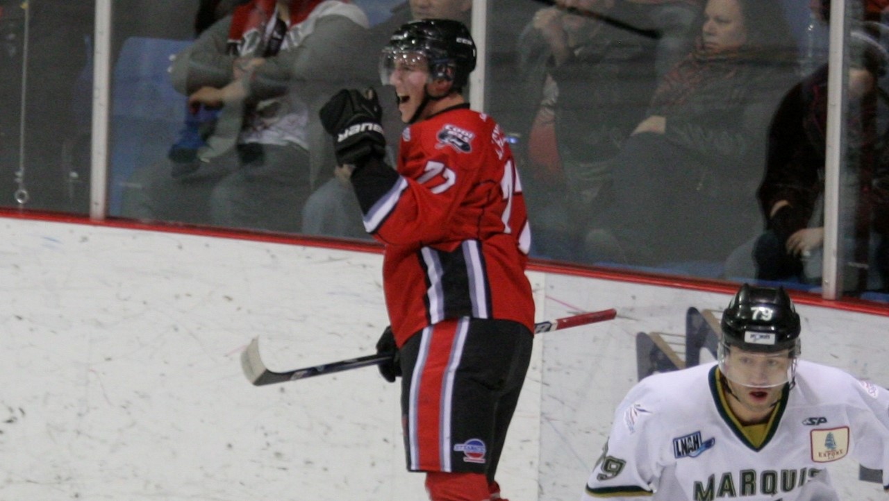 Maxime Lévesque a marqué son premier but dans la LNAH.
