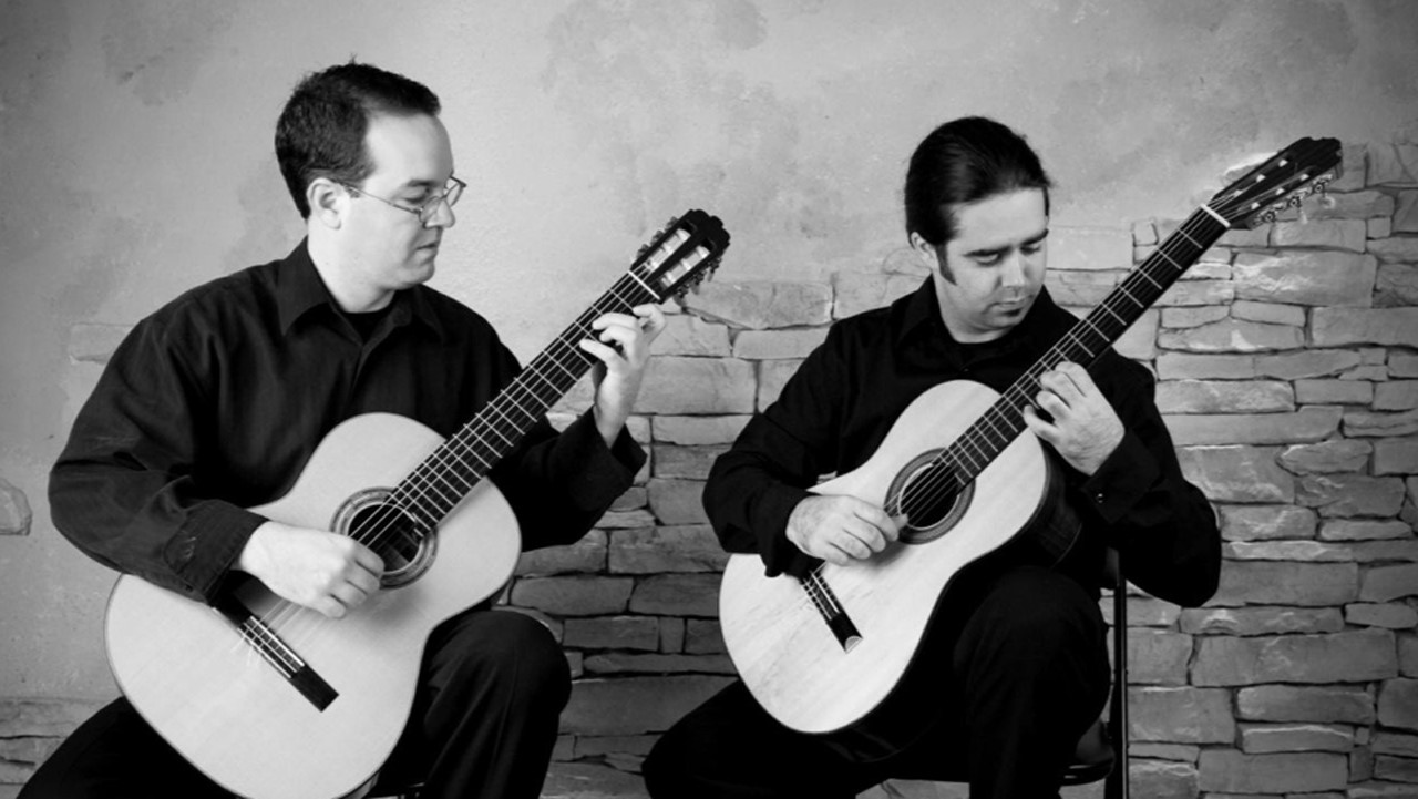 Le dimanche 23 mars, à 11h, la chapelle du centre culturel Marie-Fitzbach mettra à l’honneur Memento, un duo de guitaristes originaires de la région de l’Outaouais.