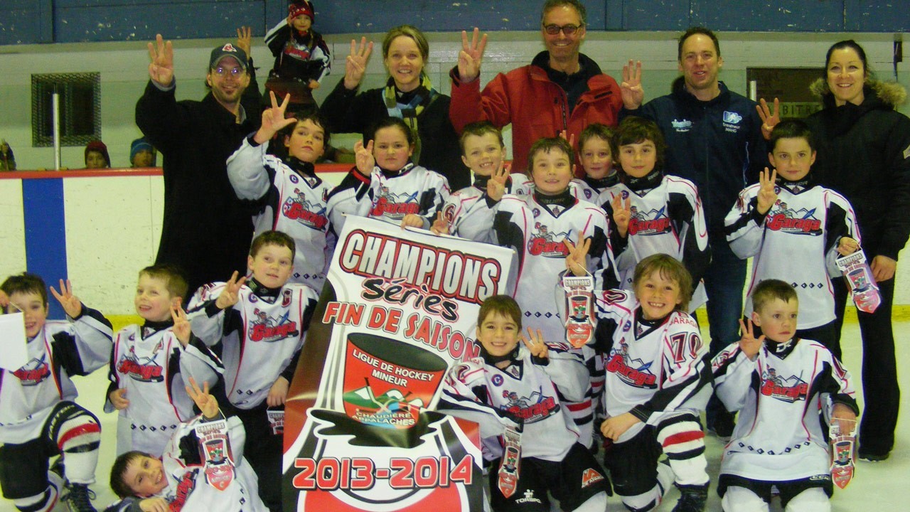 Le Garaga Novice C a été couronné champion 2013-2014 de la ligue de hockey mineur Chaudière-Appalaches.