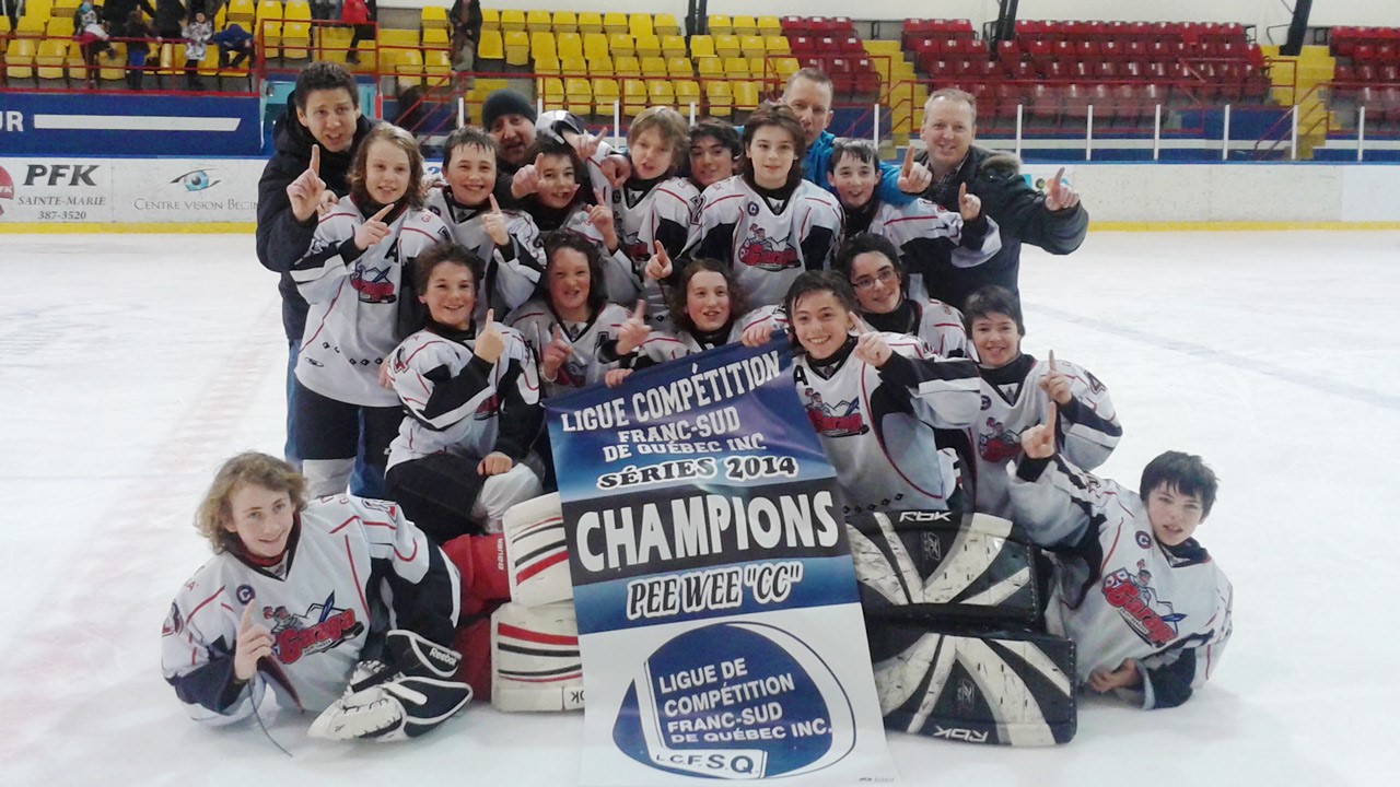 Le Garaga Pee-Wee CC de Saint-Georges, champion de la saison 2014-2014.