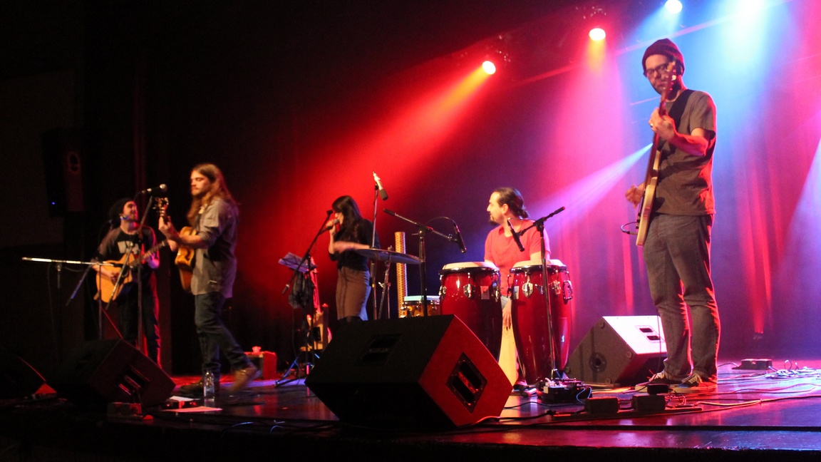 Pierre-Hervé Goulet a chanté plusieurs de ses compositions, avec son groupe