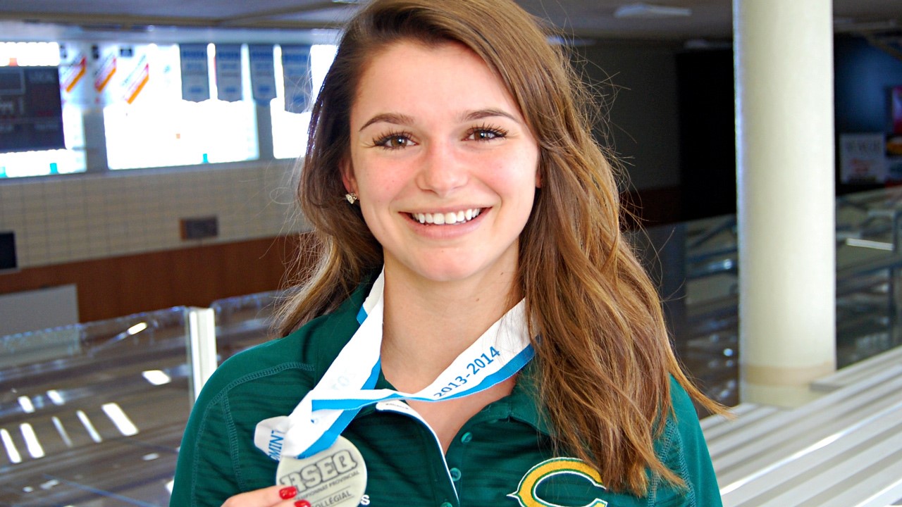Josiane Langlois, des Condors du Cégep Beauce-Appalaches, a remporté la médaille d’argent en simple féminin.