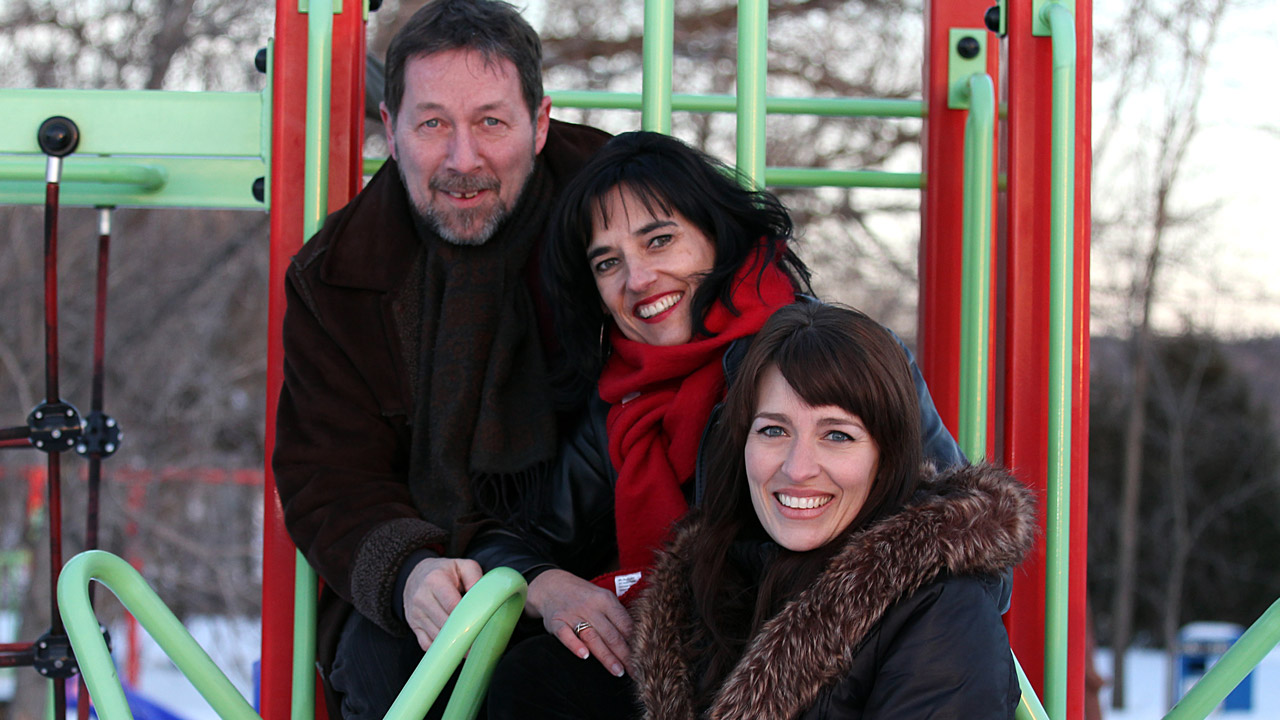 Marie-Claude Bolduc, Sylvie Loignon et Michel Roy proposent un chaleureux spectacle en chansons sur le thème de la famille. Tous les bénéfices seront versés à la Maison de la famille Beauce-Etchemins.