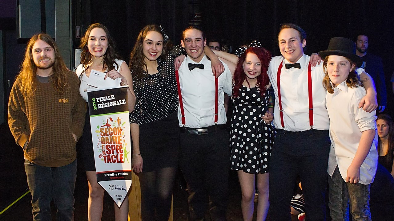 Premier prix Création totale: Janie Drouin, Keven Lambert, Camille Jacques, Léa-Alexandra Roy, William Boutin et Maxime Lamontagne de l’École secondaire Veilleux, pour leur composition musicale intitulée « Le Piège ».