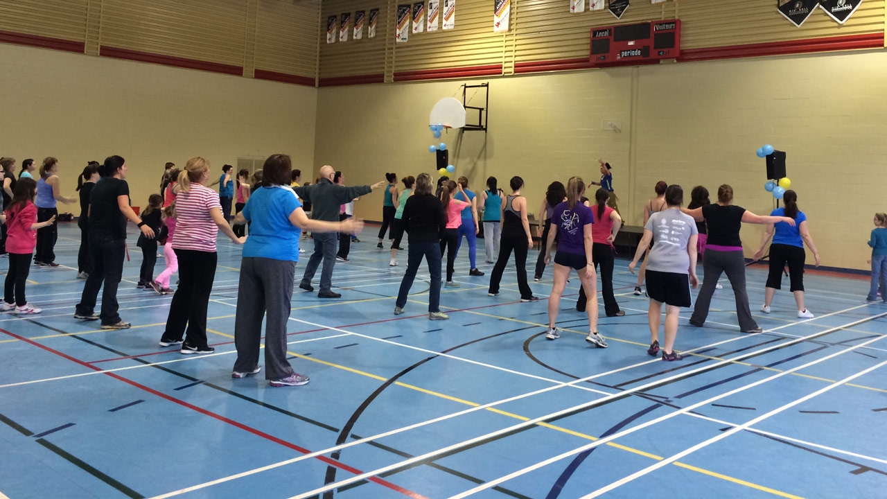 Le samedi 29 mars dernier, c'est à la Polyvalente de St-Georges qu’avait lieu le Party Zumba pour la S.P.A. Beauce-Etchemin. Plus de 90 personnes, adultes et enfants, ont participé à l’événement.