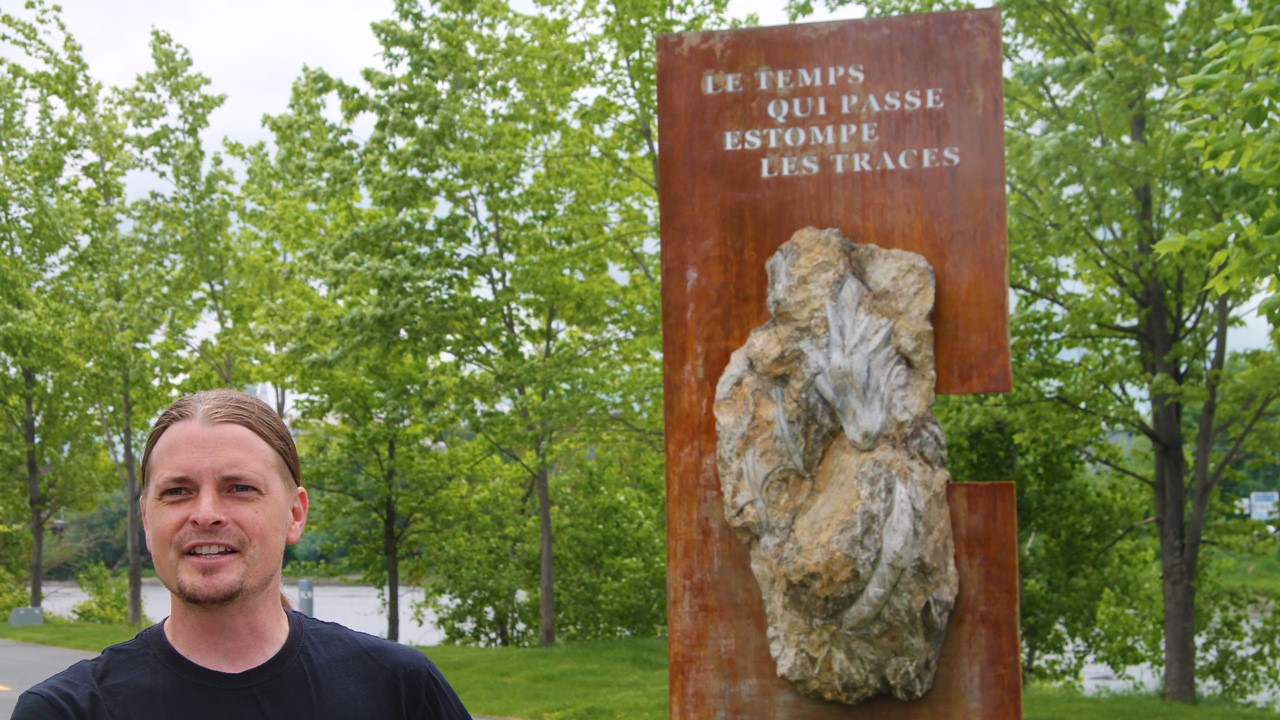 Jean-François Maheux a commenté la création du monument
