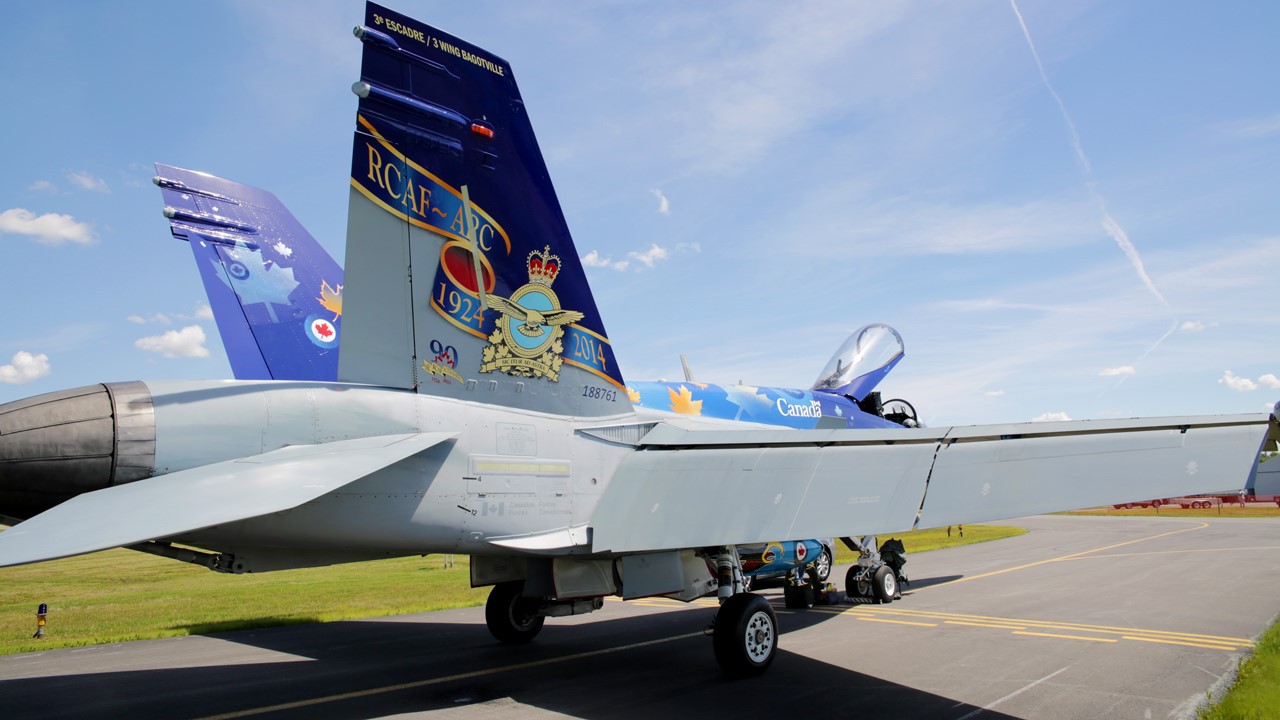 F-18
