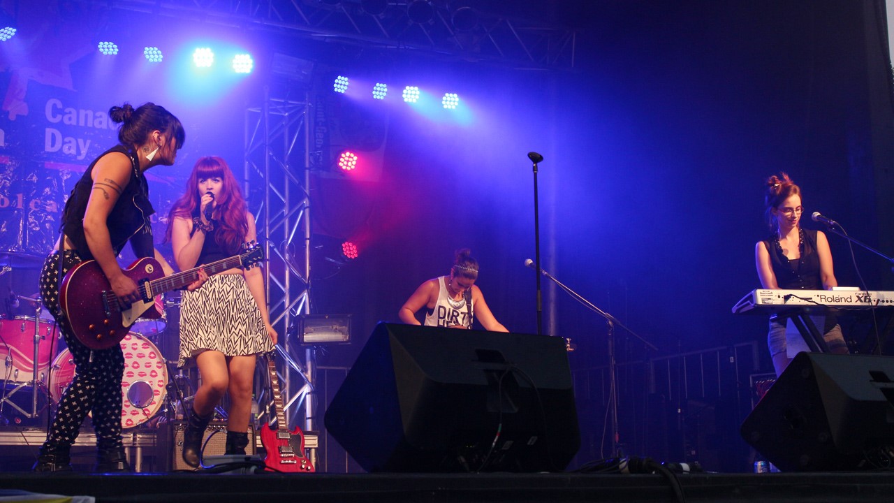 Le groupe Covergirls.
