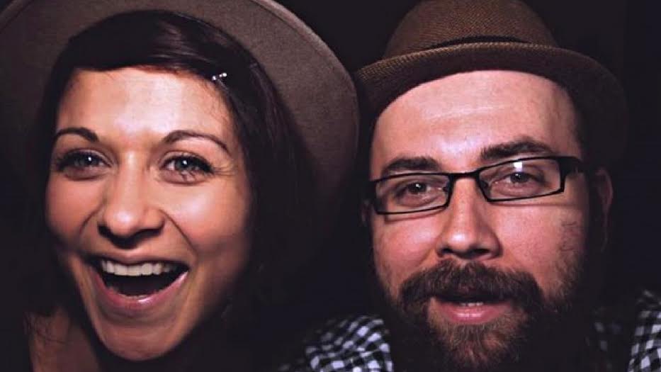 Dylan Perron et Élixir de Gumbo animeront la série C’EST SHOW AU CENTRE-VILLE