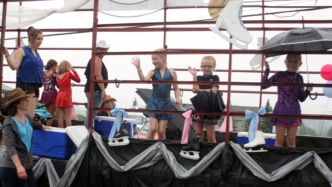Une parade sous la pluie à Nashville en Beauce