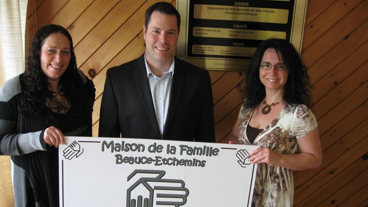 La Maison de la Famille Beauce-Etchemins a reçu un don de 3500 $.
