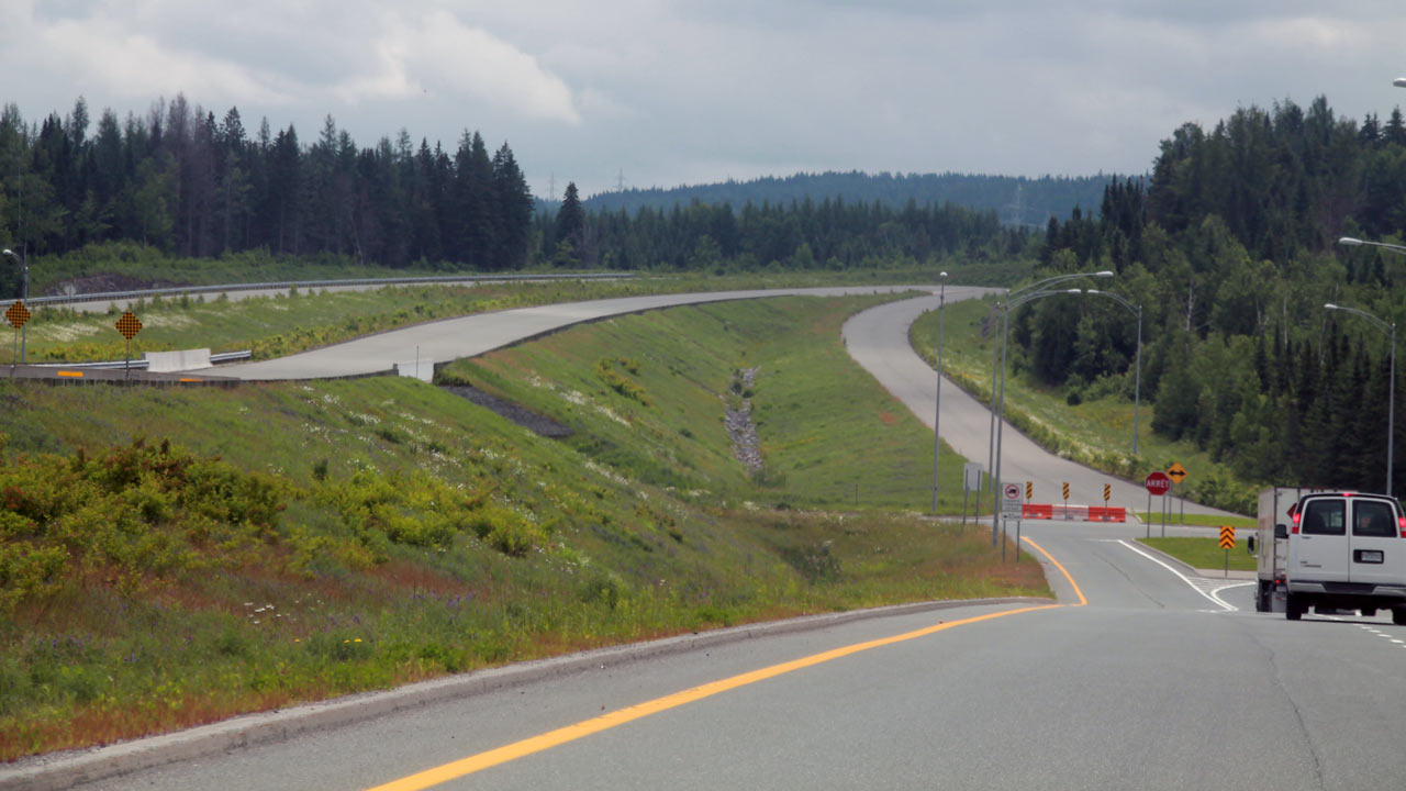 Josée Bilodeau et Pascal Veilleux n'iront pas en cours d'appel pour contester la décision du juge Blanchard. Les travaux de l'autoroute 73 pourront donc reprendre en toute légalité.