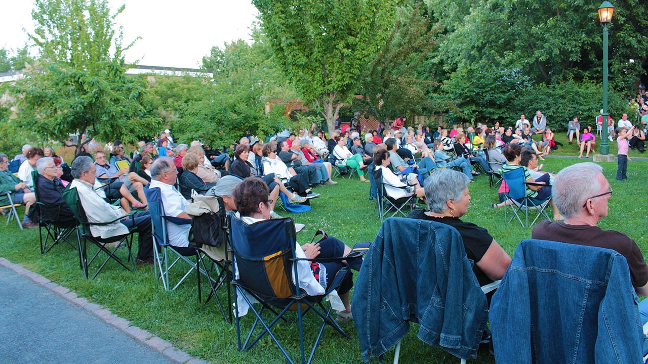 Luce Veilleux et Mario Jacques étaient en spectacle au kiosque du régiment à l’Arboretum de Saint-Georges mercredi dernier dans le cadre des Récitals de l’été georgien. 
