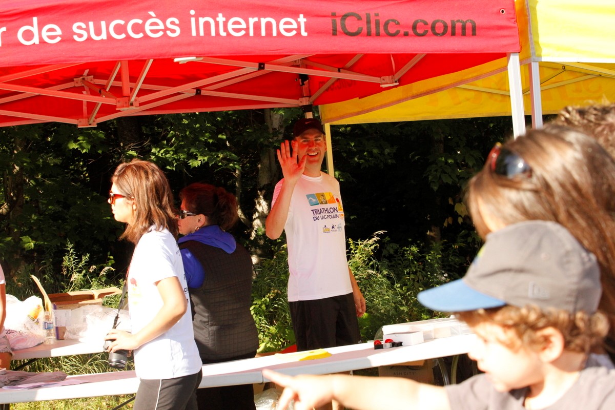 (299 photos) Plus de 150 braves pour le Premier Triathlon du Lac-Poulin