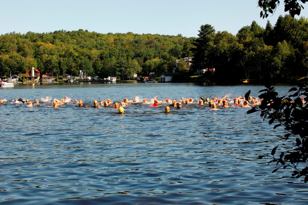 (299 photos) Plus de 150 braves pour le Premier Triathlon du Lac-Poulin