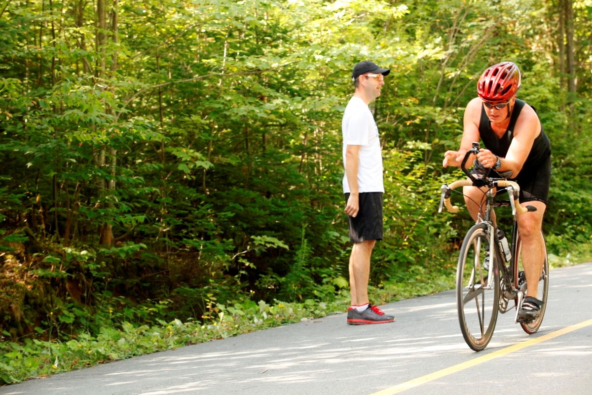 (299 photos) Plus de 150 braves pour le Premier Triathlon du Lac-Poulin
