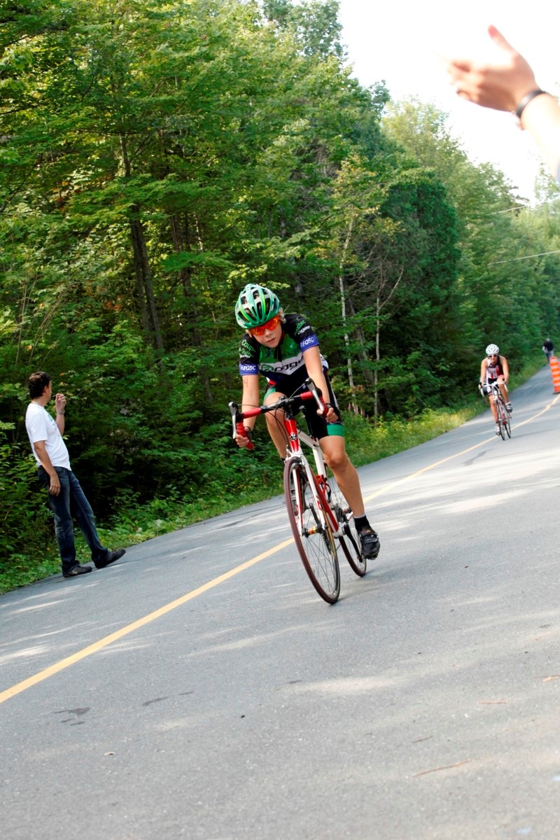 (299 photos) Plus de 150 braves pour le Premier Triathlon du Lac-Poulin