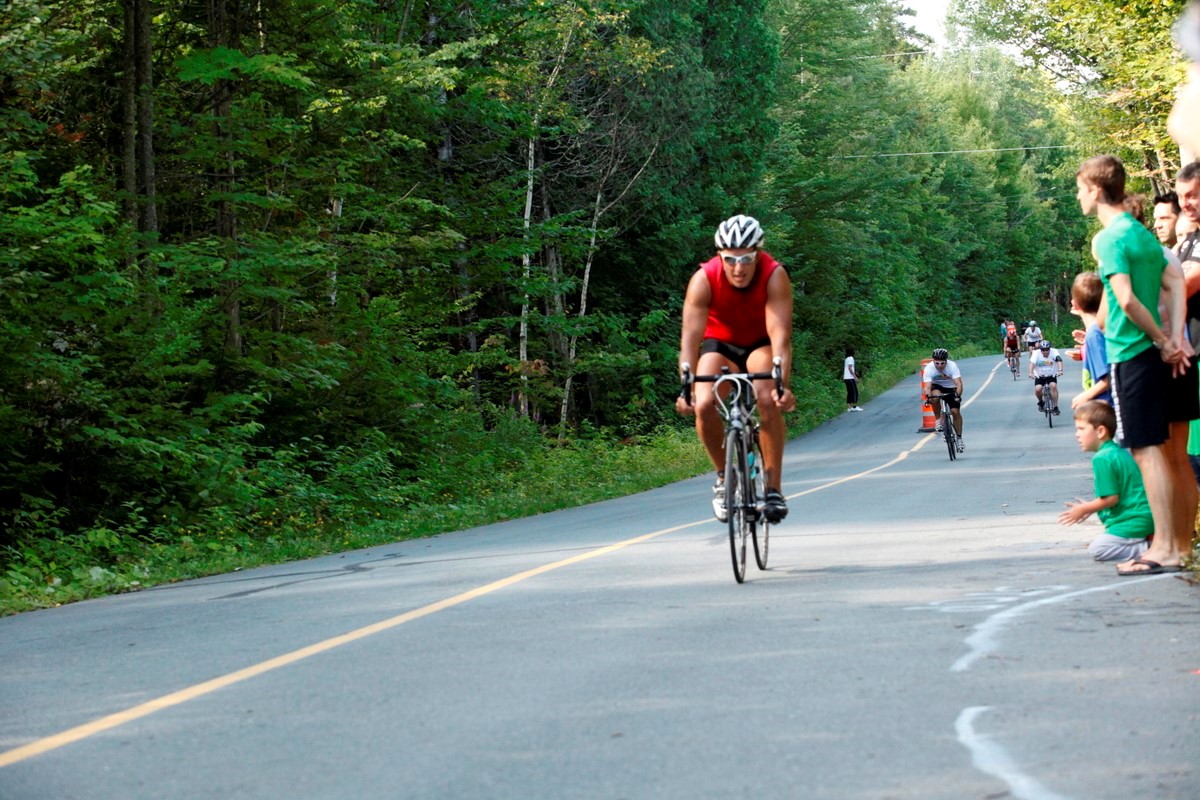 (299 photos) Plus de 150 braves pour le Premier Triathlon du Lac-Poulin