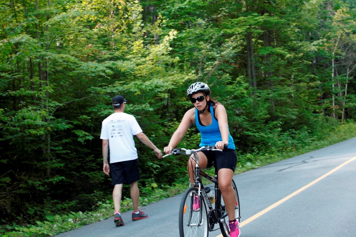 (299 photos) Plus de 150 braves pour le Premier Triathlon du Lac-Poulin