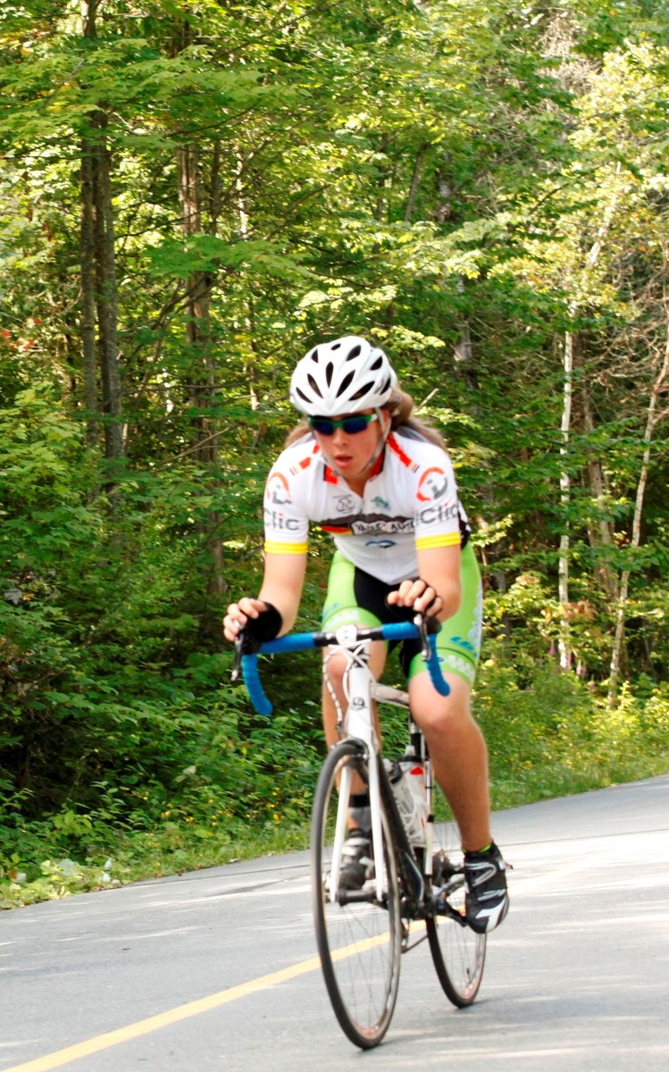 (299 photos) Plus de 150 braves pour le Premier Triathlon du Lac-Poulin
