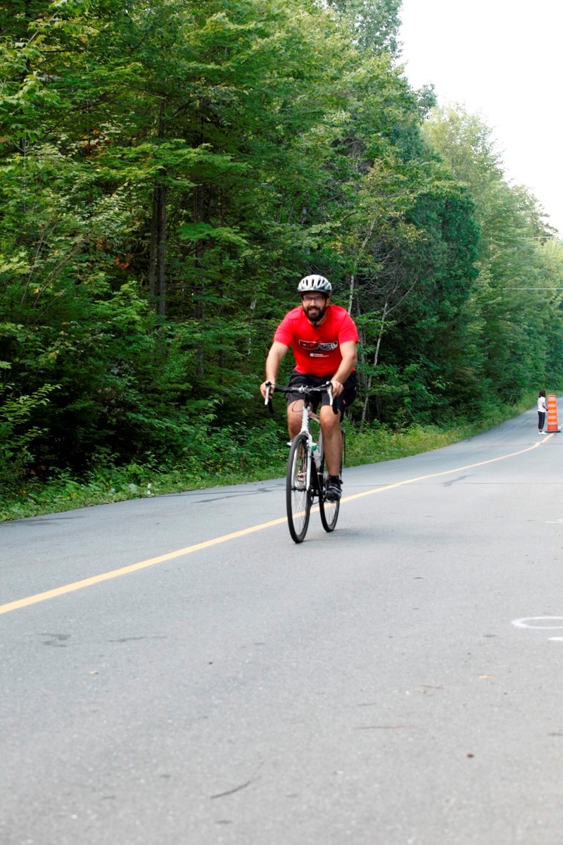 (299 photos) Plus de 150 braves pour le Premier Triathlon du Lac-Poulin