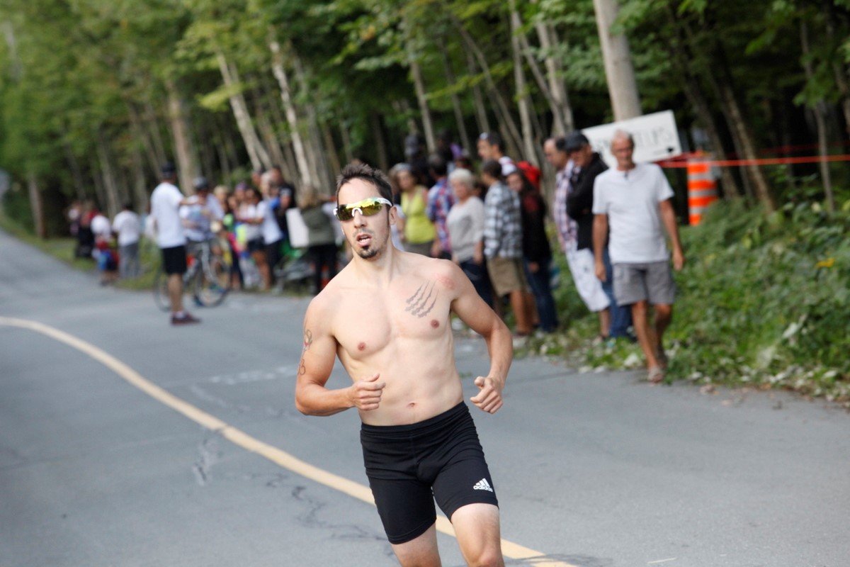(299 photos) Plus de 150 braves pour le Premier Triathlon du Lac-Poulin