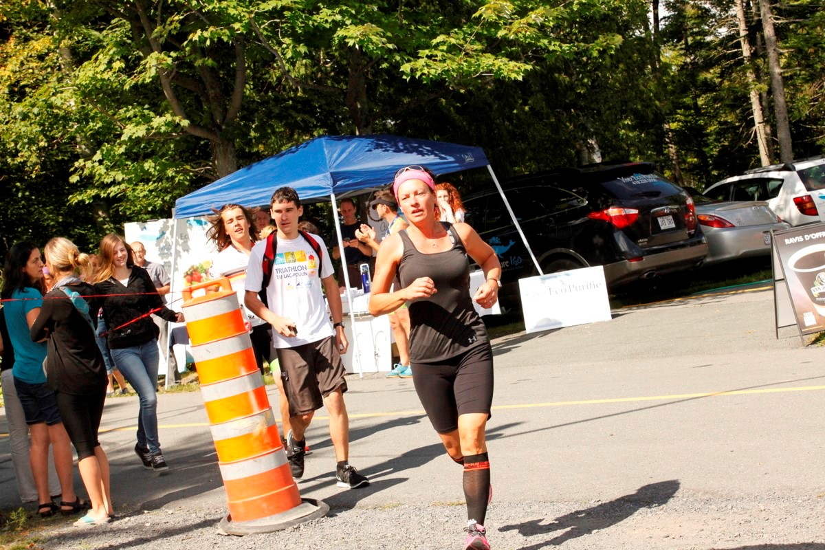 (299 photos) Plus de 150 braves pour le Premier Triathlon du Lac-Poulin