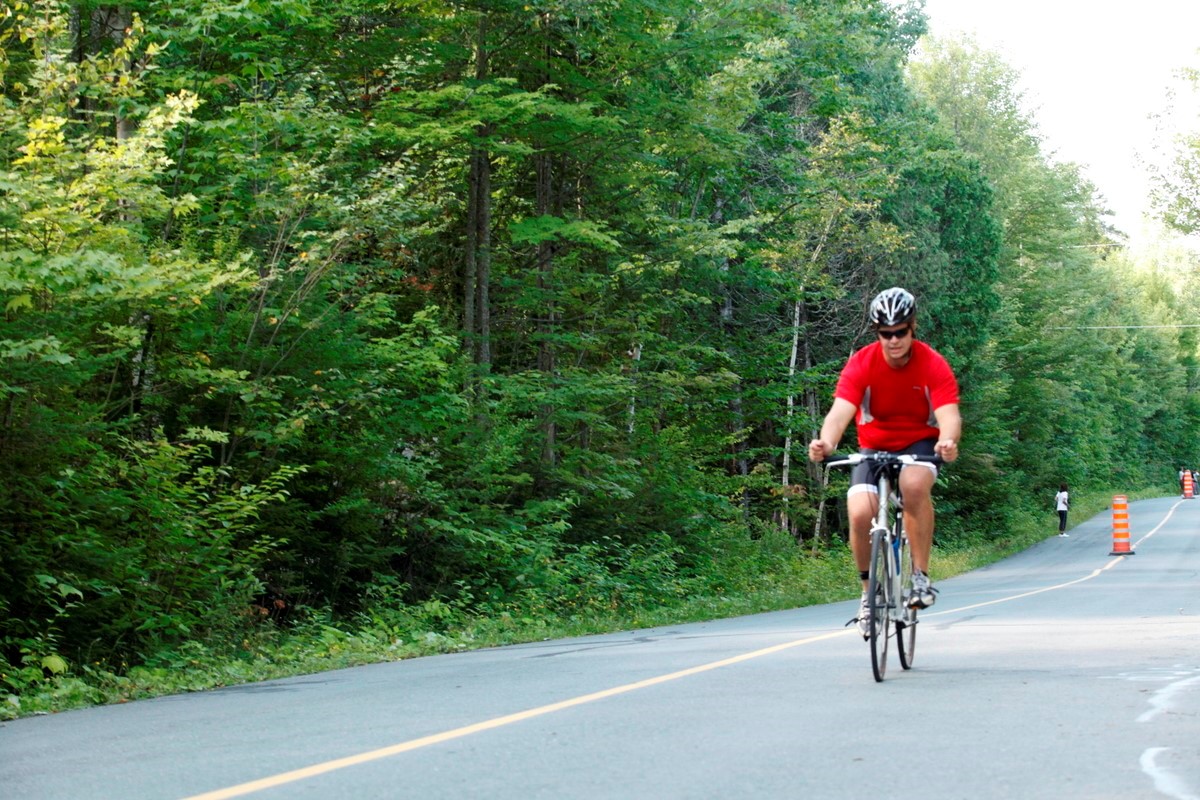 (299 photos) Plus de 150 braves pour le Premier Triathlon du Lac-Poulin