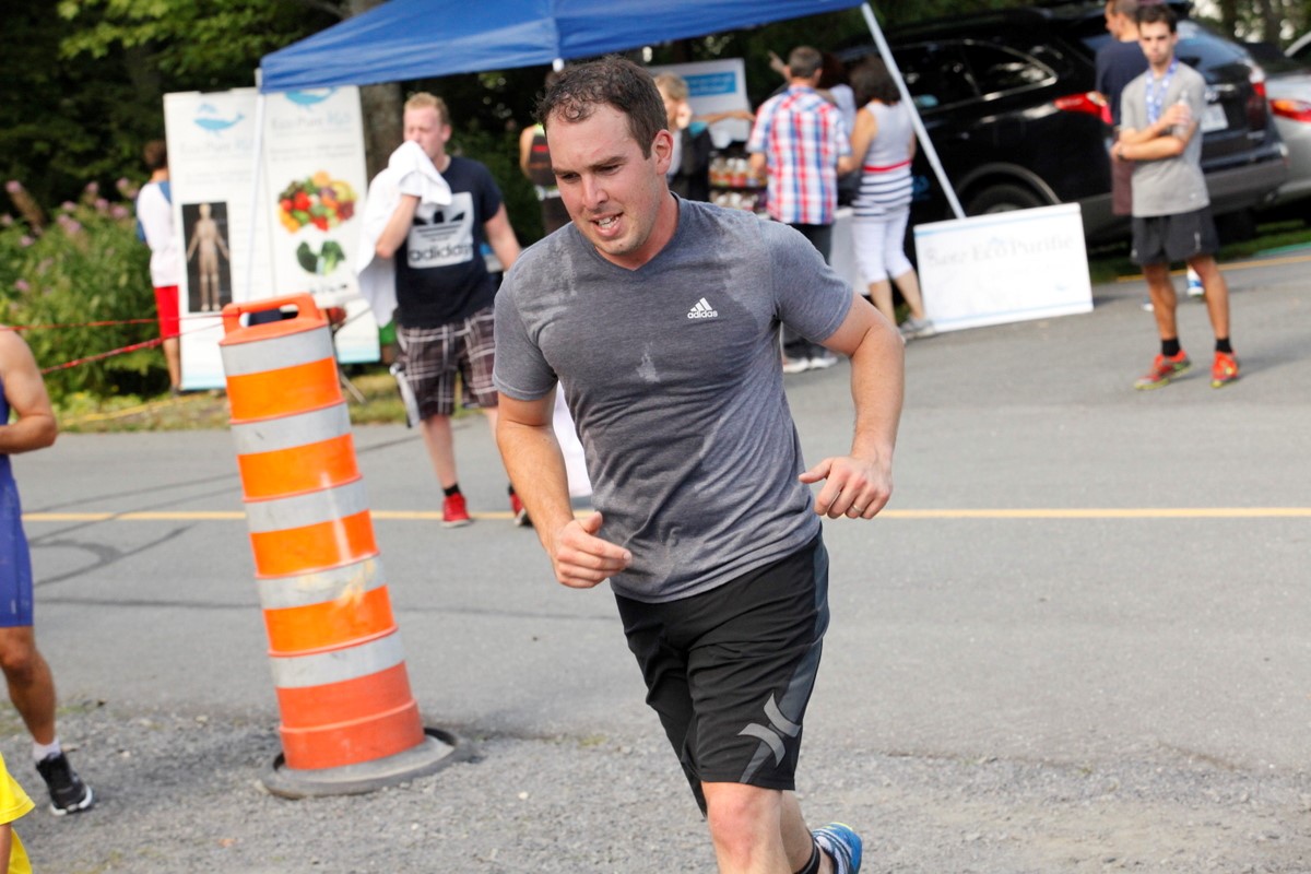 (299 photos) Plus de 150 braves pour le Premier Triathlon du Lac-Poulin