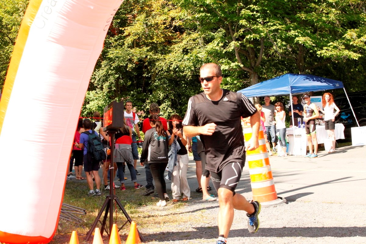 (299 photos) Plus de 150 braves pour le Premier Triathlon du Lac-Poulin