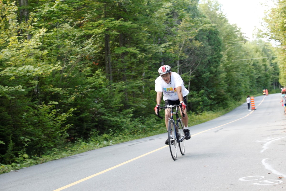 (299 photos) Plus de 150 braves pour le Premier Triathlon du Lac-Poulin