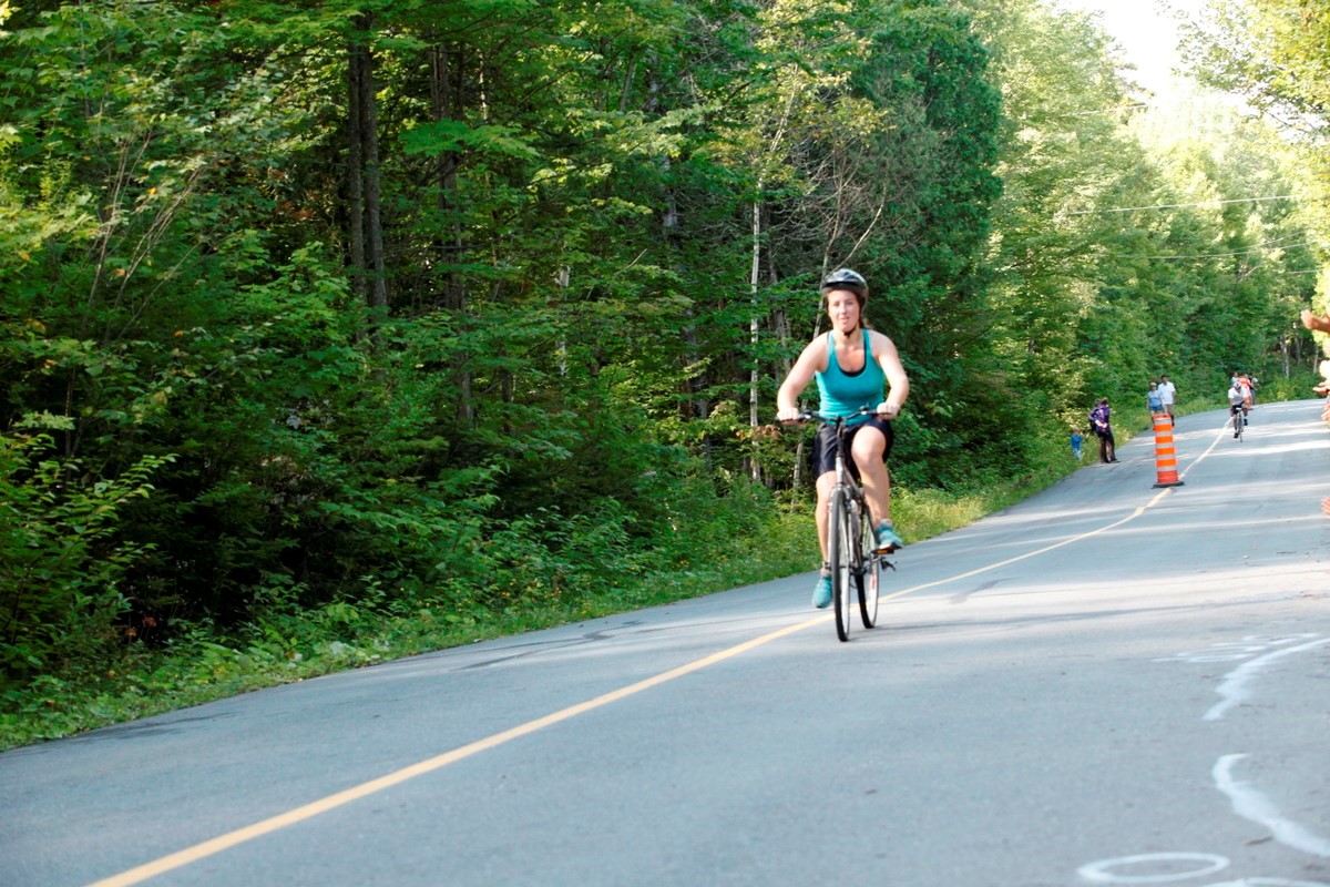 (299 photos) Plus de 150 braves pour le Premier Triathlon du Lac-Poulin