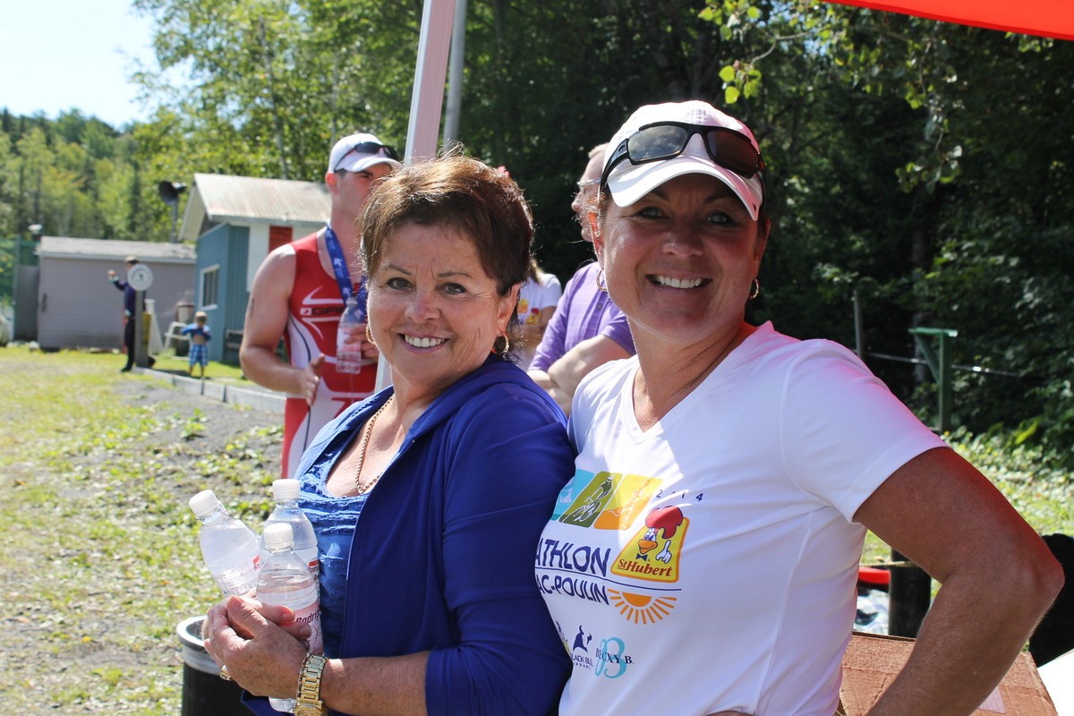 (299 photos) Plus de 150 braves pour le Premier Triathlon du Lac-Poulin