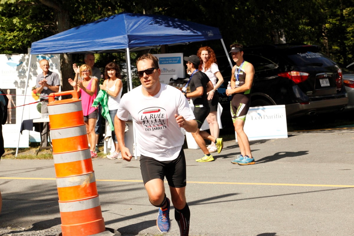 (299 photos) Plus de 150 braves pour le Premier Triathlon du Lac-Poulin