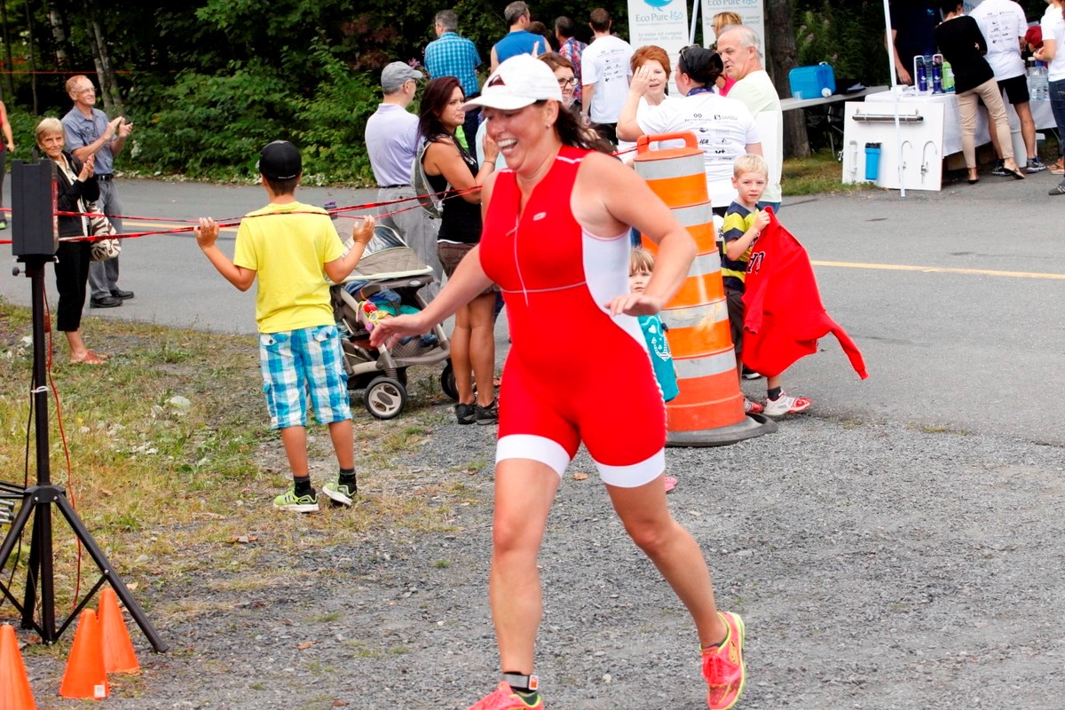 (299 photos) Plus de 150 braves pour le Premier Triathlon du Lac-Poulin