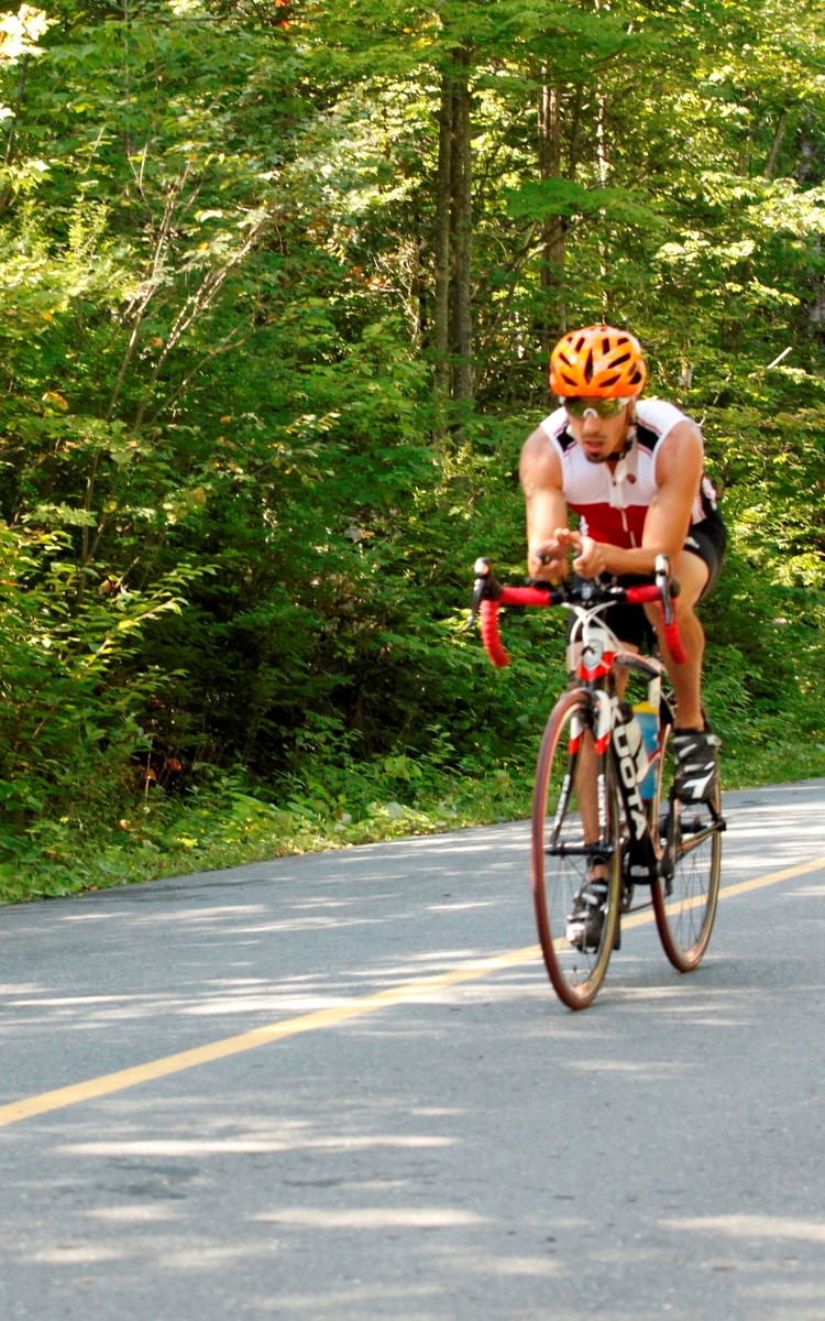(299 photos) Plus de 150 braves pour le Premier Triathlon du Lac-Poulin