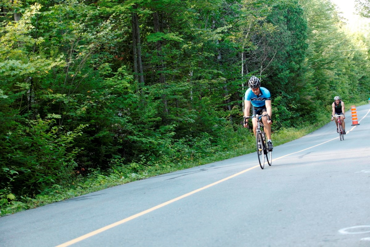 (299 photos) Plus de 150 braves pour le Premier Triathlon du Lac-Poulin