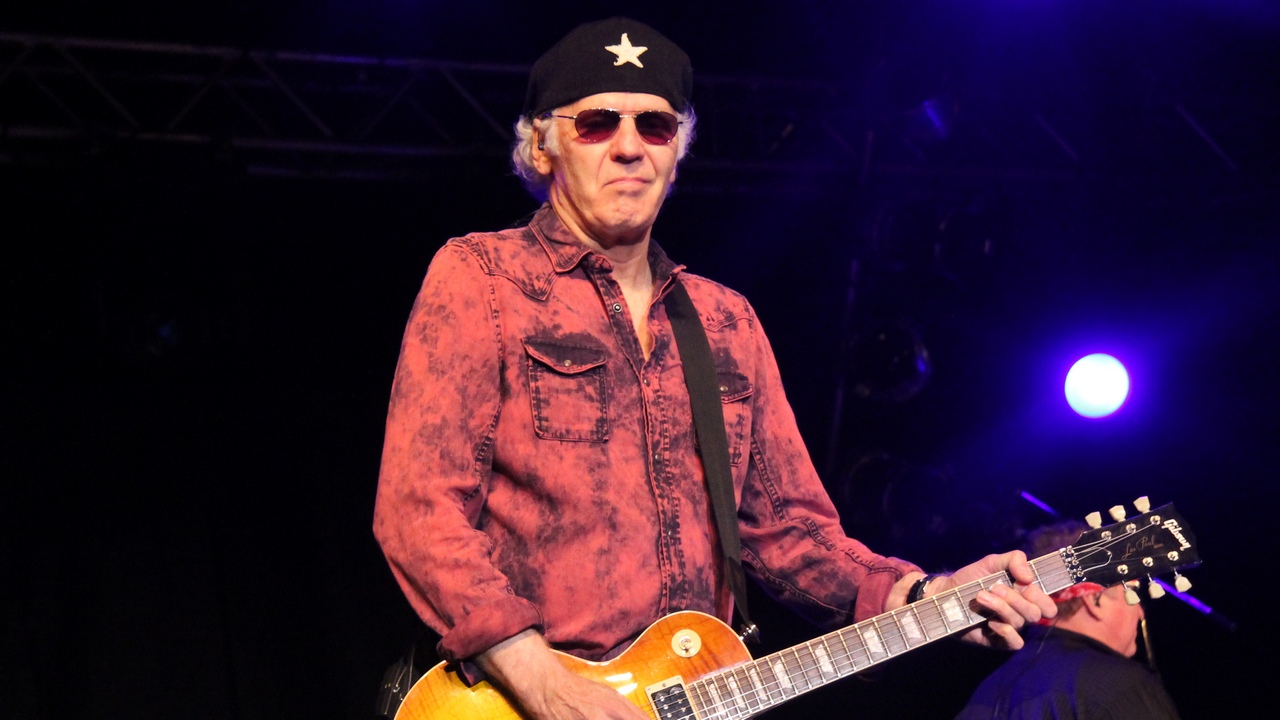 Paul Dean, guitariste du groupe