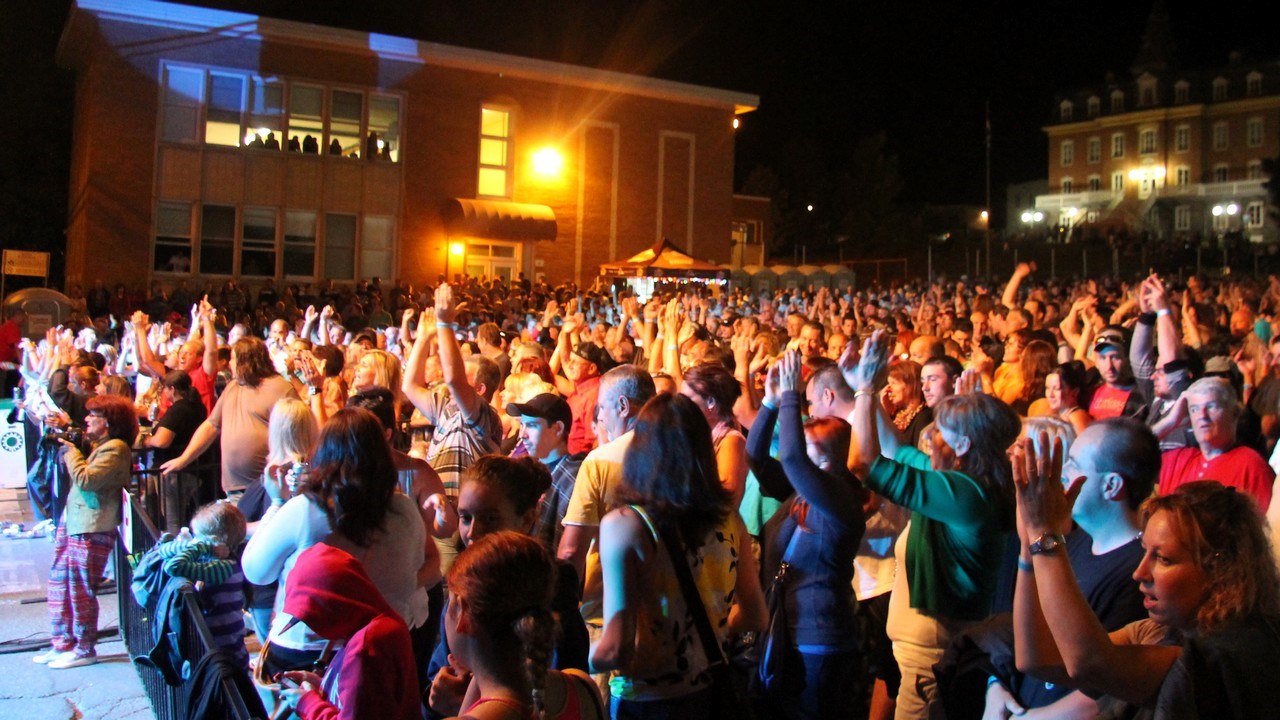 Vibrant concert de Loverboy à Saint-Joseph