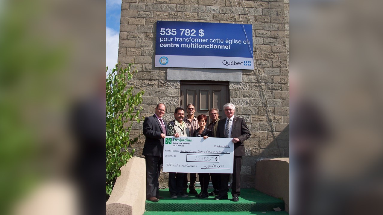 L’église de Sainte-Clotilde convertie en un centre multifonctionnel.
