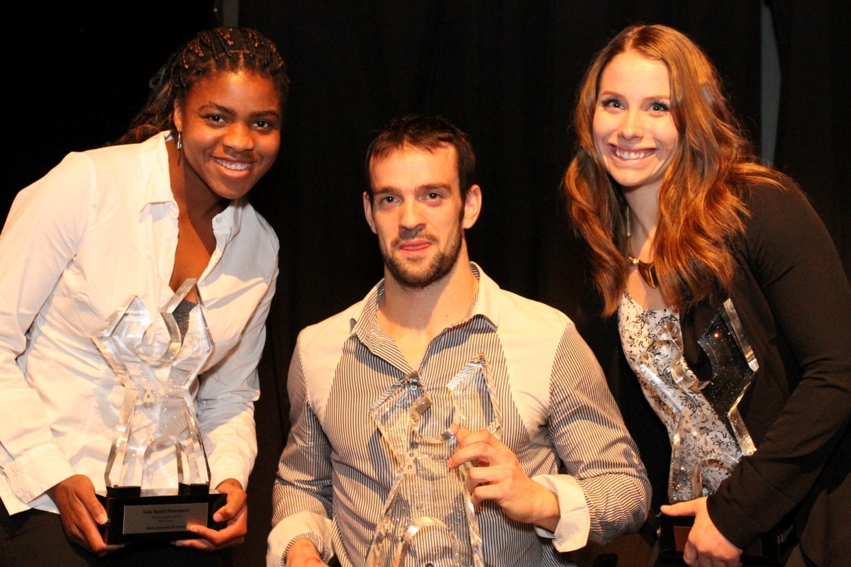 Marie-Colombe St-Pierre, élitas argent, Jean-Philippe Maranda, élitas d'or et Lya Jolicoeur, Élitas de bronze, lors de l'édition 2014 du Gala du mérite sportif beauceron.