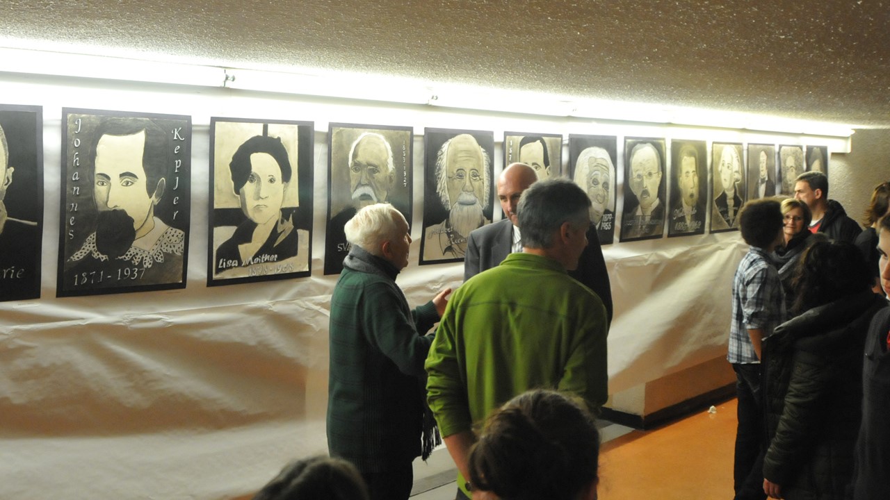 Le portrait de grands scientifiques réalisés par des élèves de 1re secondaire à Beauceville