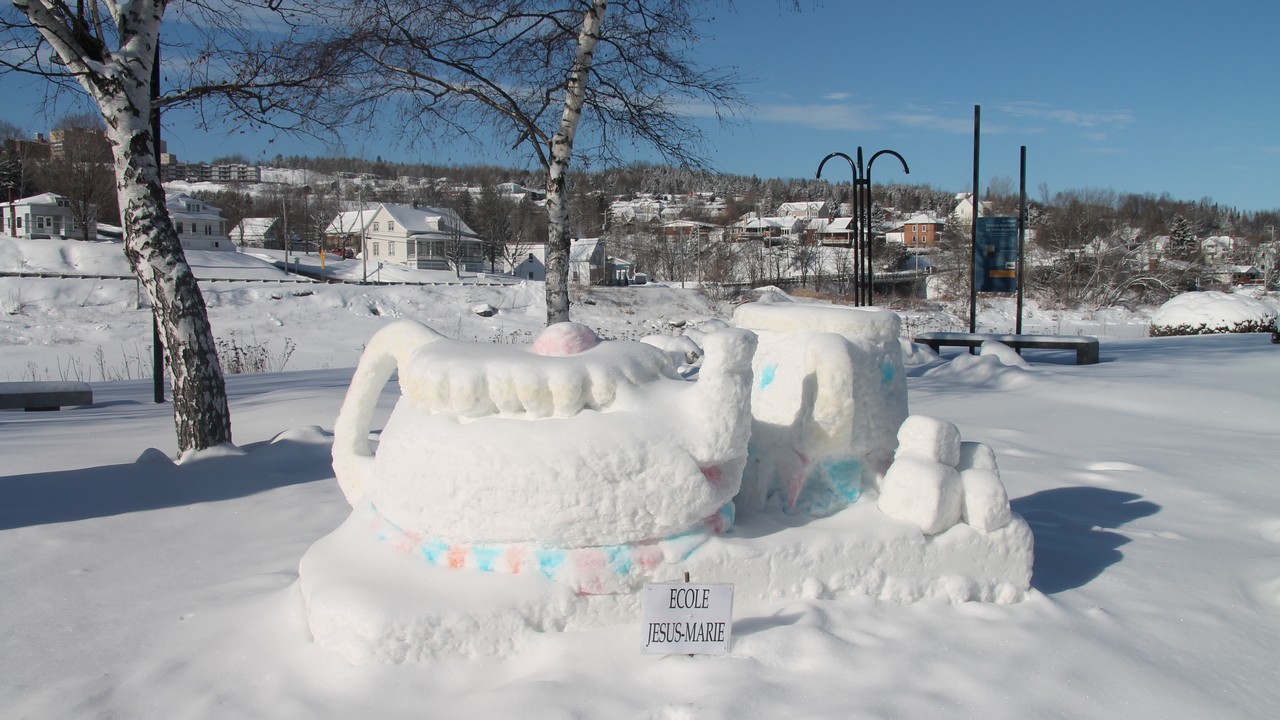 Concours de sculpture sur neige au Parc Mathieu de Beauceville