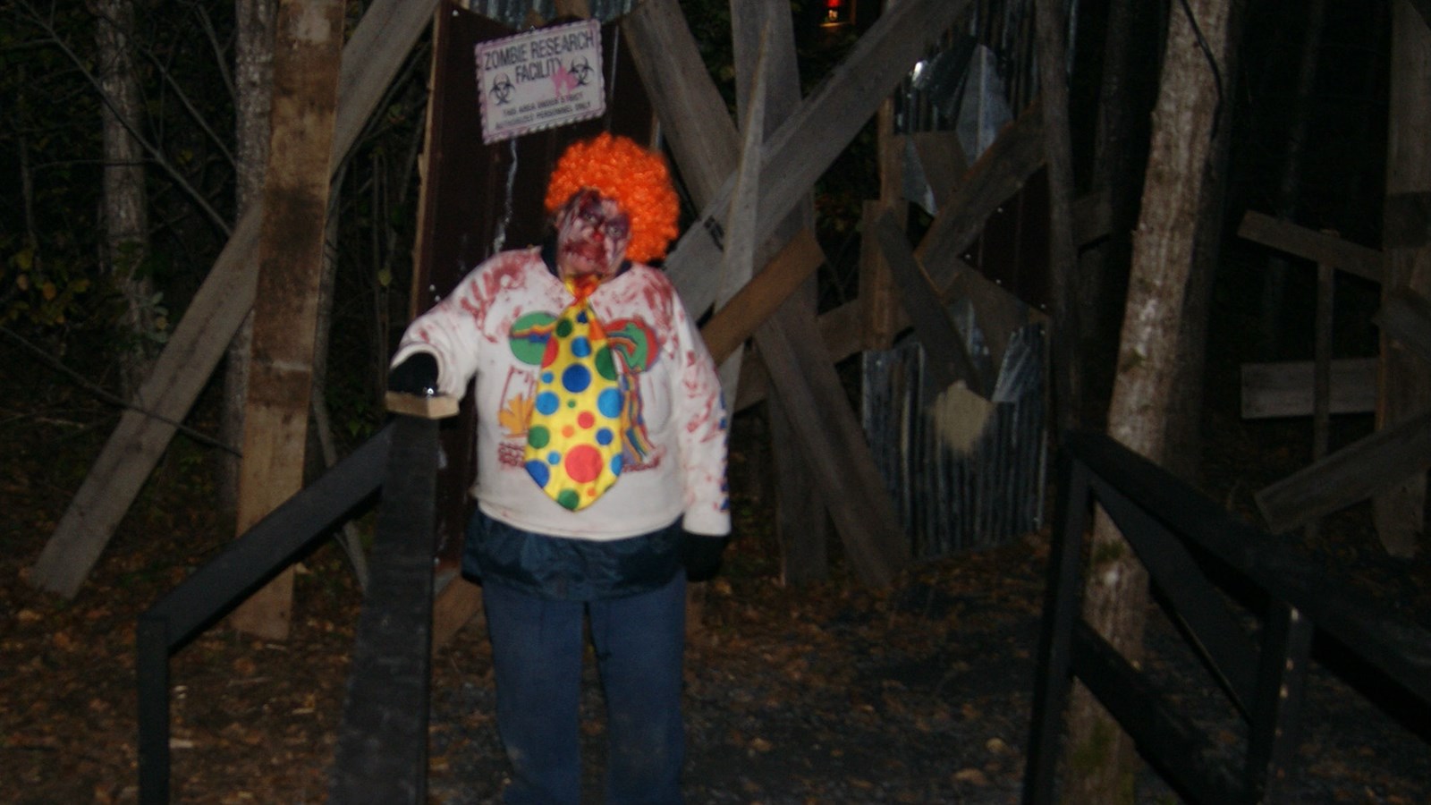 Les Klowns de l'Apokalypse attaquent plus de 2000 personnes à la Zone Toxic en seulement deux jours