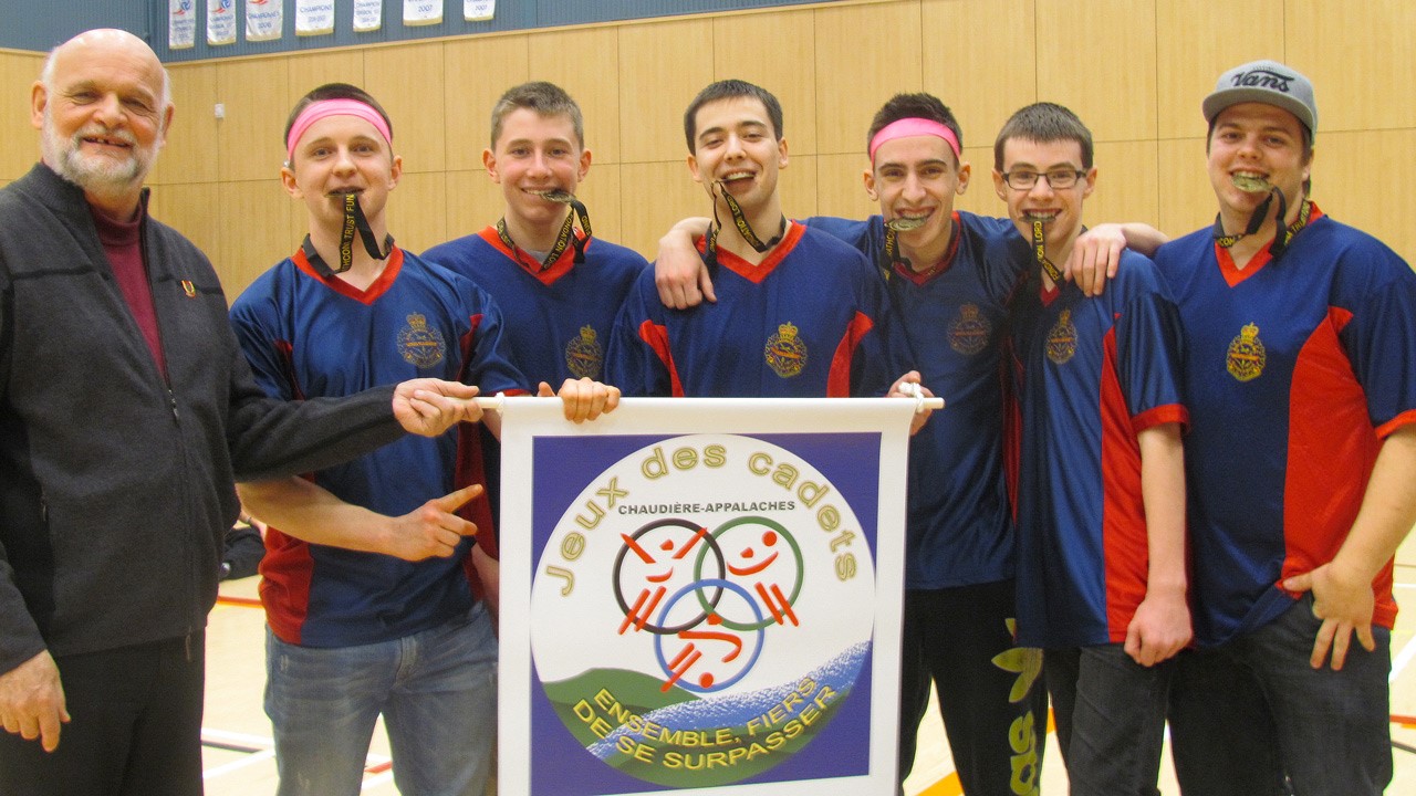 L’Escadron 881 de Saint-Joseph s’est mérité la deuxième place après avoir remporté deux médailles d’or, dont l’une au volley-ball et la seconde au kinball