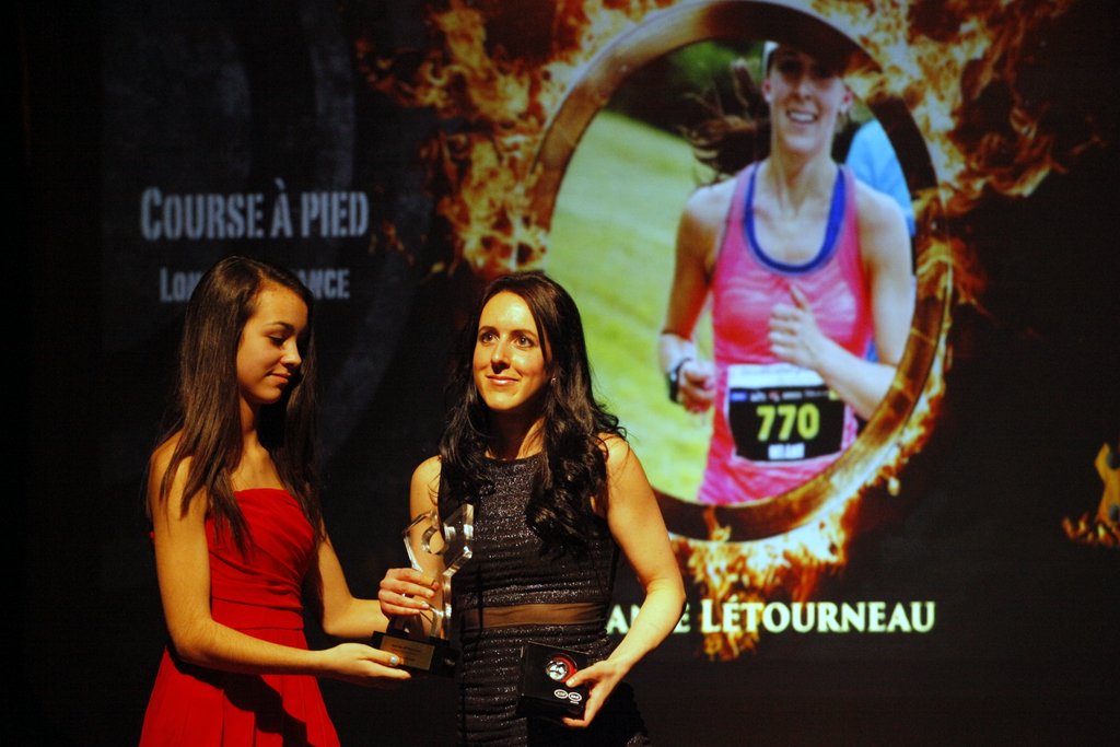 Andrée-Anne Coté est l'athlète de l'année 2014 en Beauce 